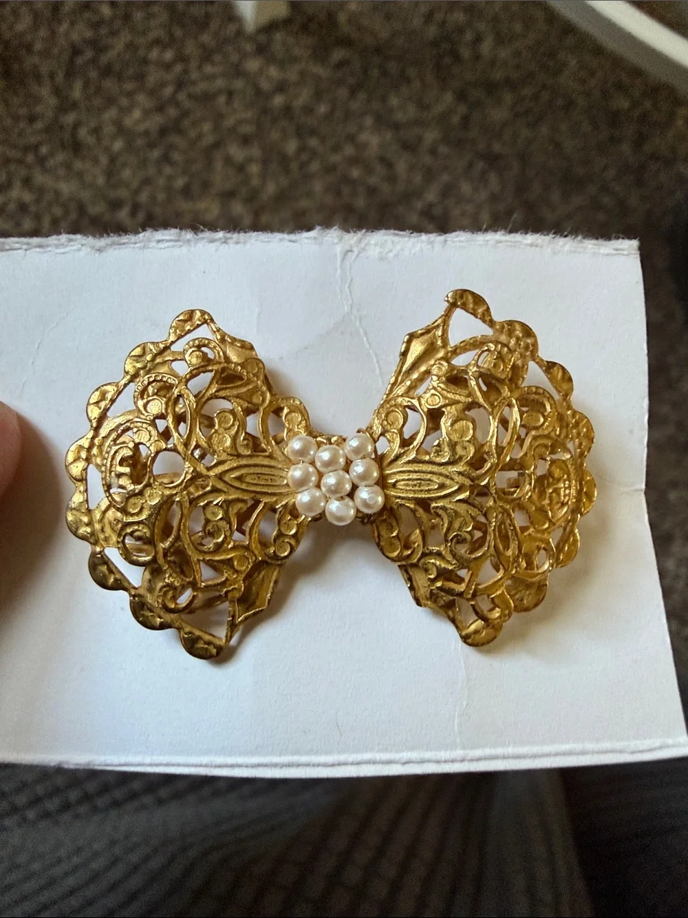 Vintage Gold Filigree Bow Brooch with Pearl Cluster